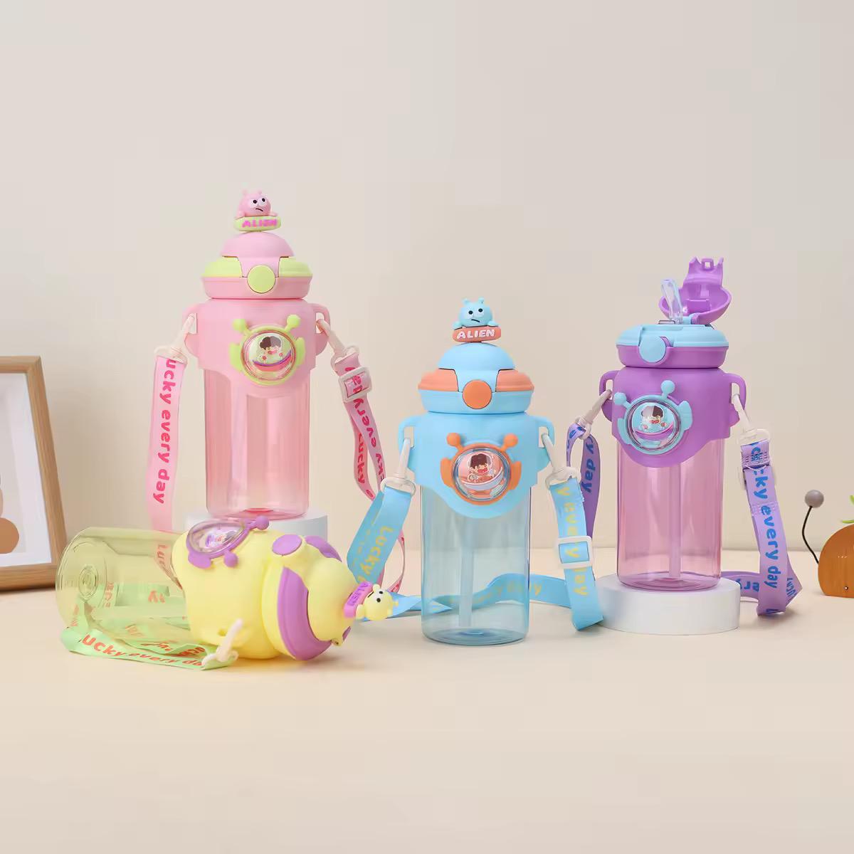 Alien Water Bottle- 750ml